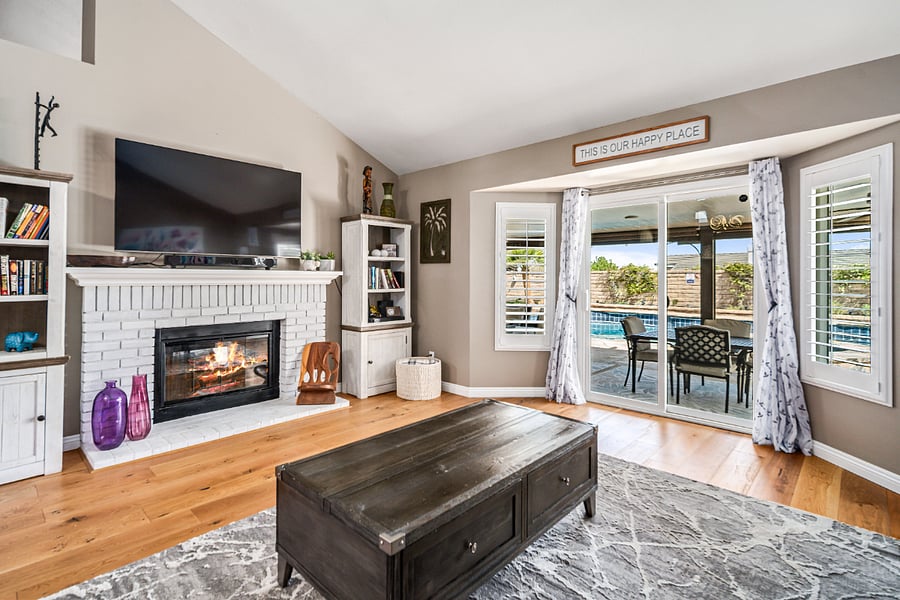 Living room 2