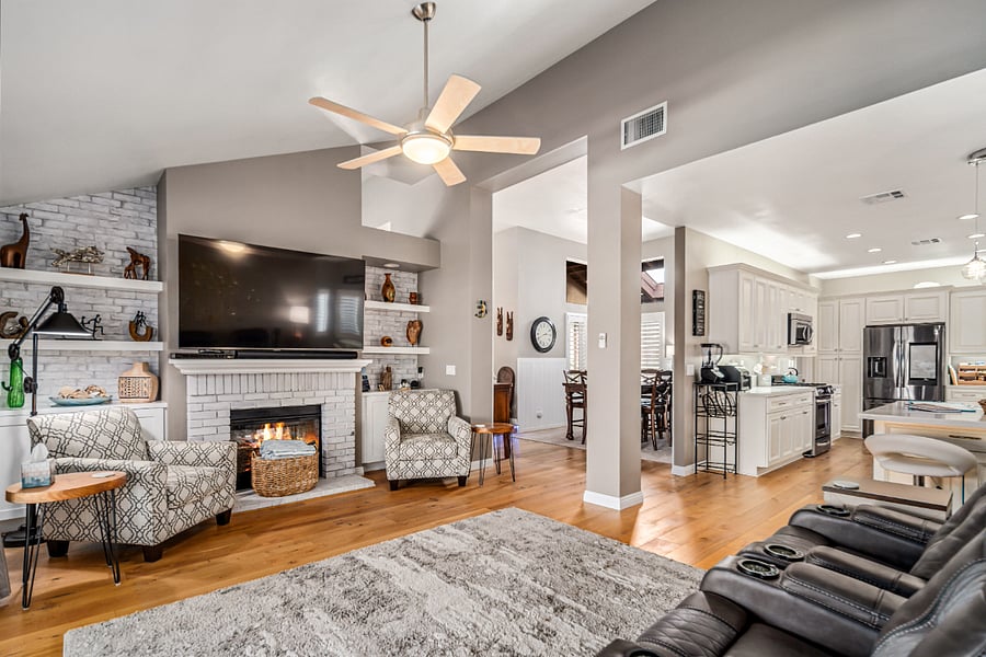 Living room 1