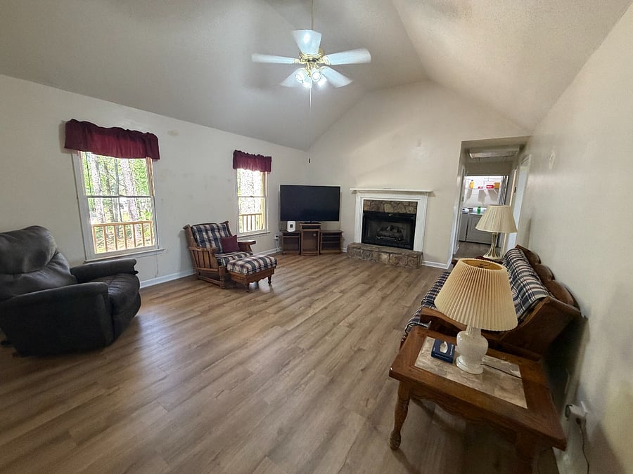 Furnished Finder property 987925_1 photo 5
