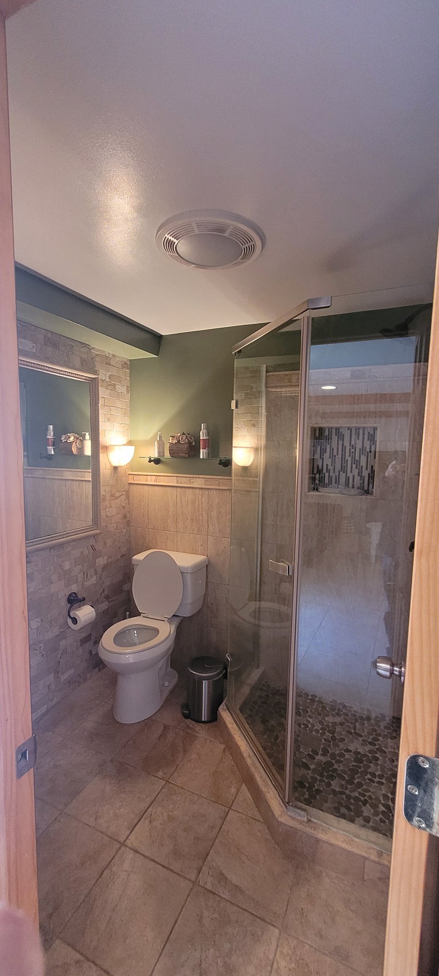 Furnished Finder property 987928_1 photo 5