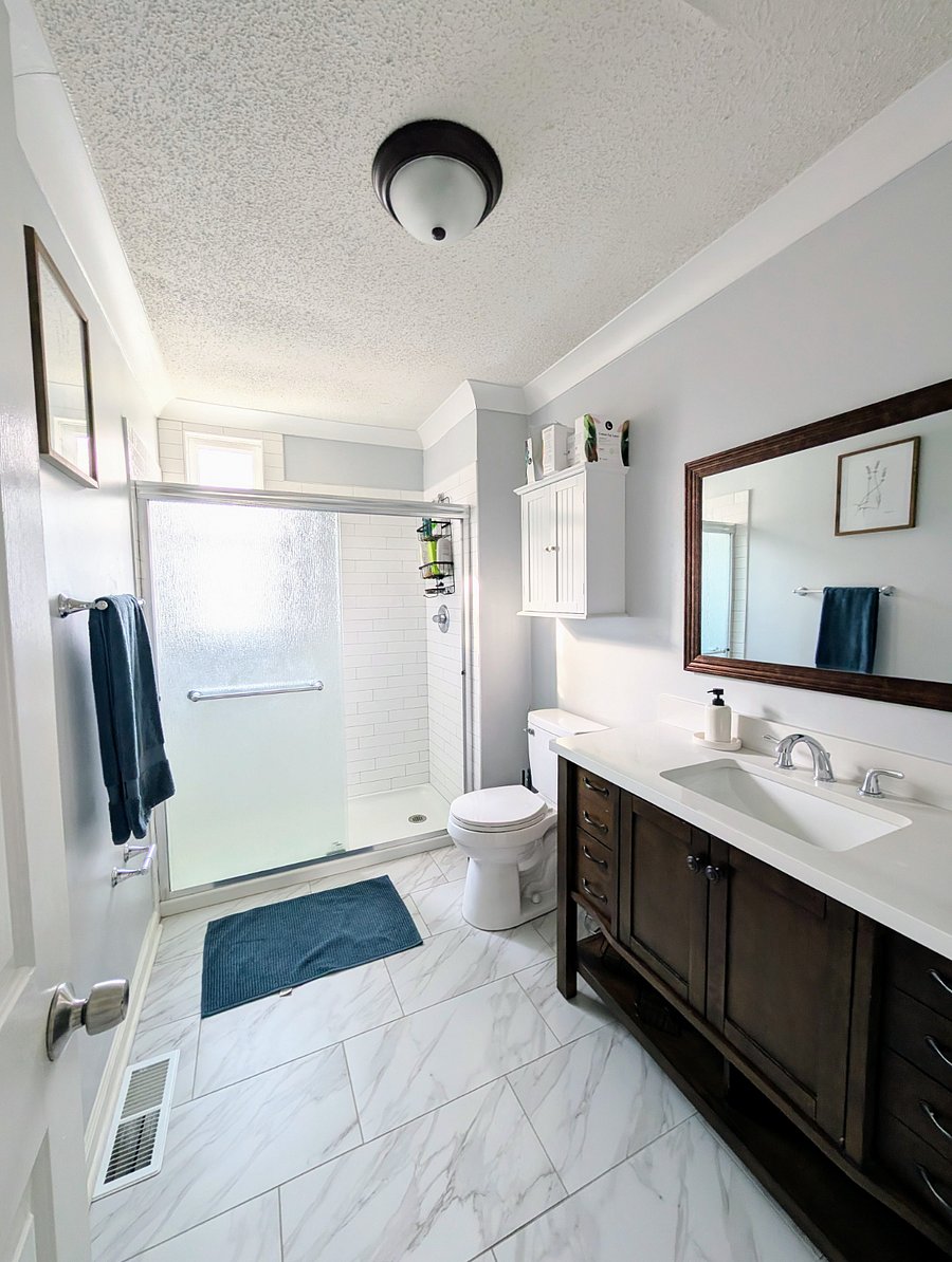 Shared bathroom 2