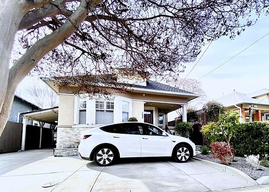 Parking : Expanding the large parking spot to 16 feet wide and 22 feet long to accommodate special traveling guests with oversized vehicle. However, construction trucks are not permitted at the residence. With smart parking, you may be able to fit two vehicles