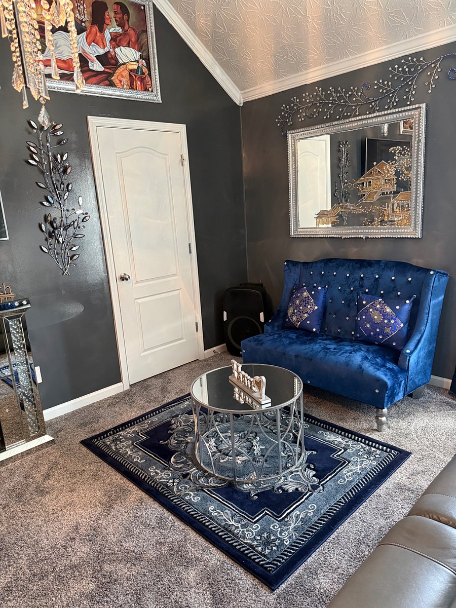 Separate seating room.