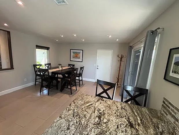 Furnished Finder property 988000_1 photo 8