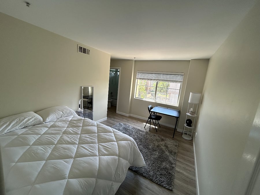 Furnished Finder property 988015_1 photo 8