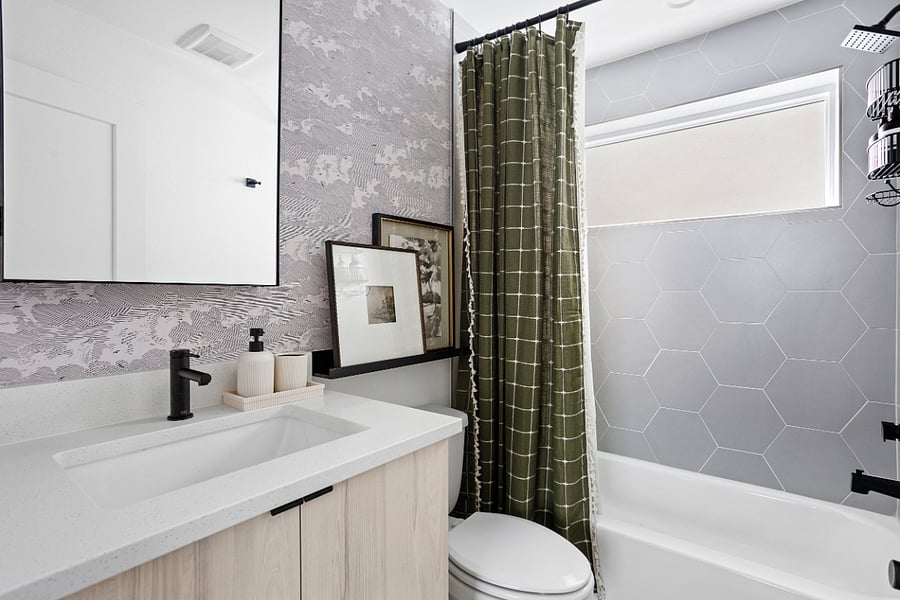 Bathroom
+Attached to bedroom 2
+Bath/shower