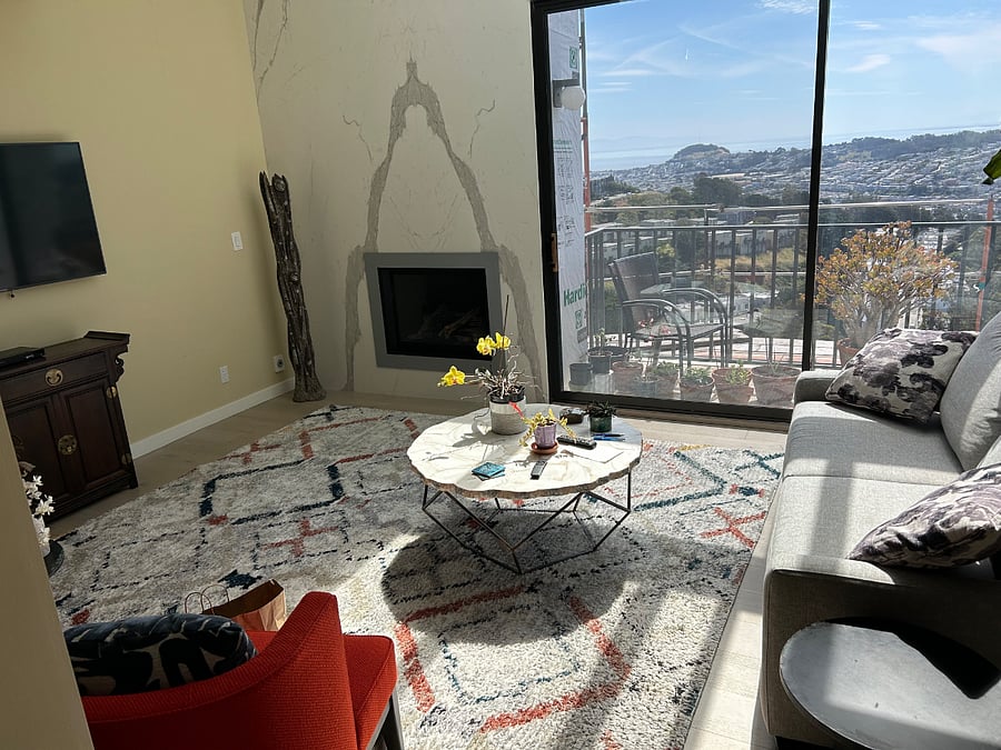 Living room, Smart TV