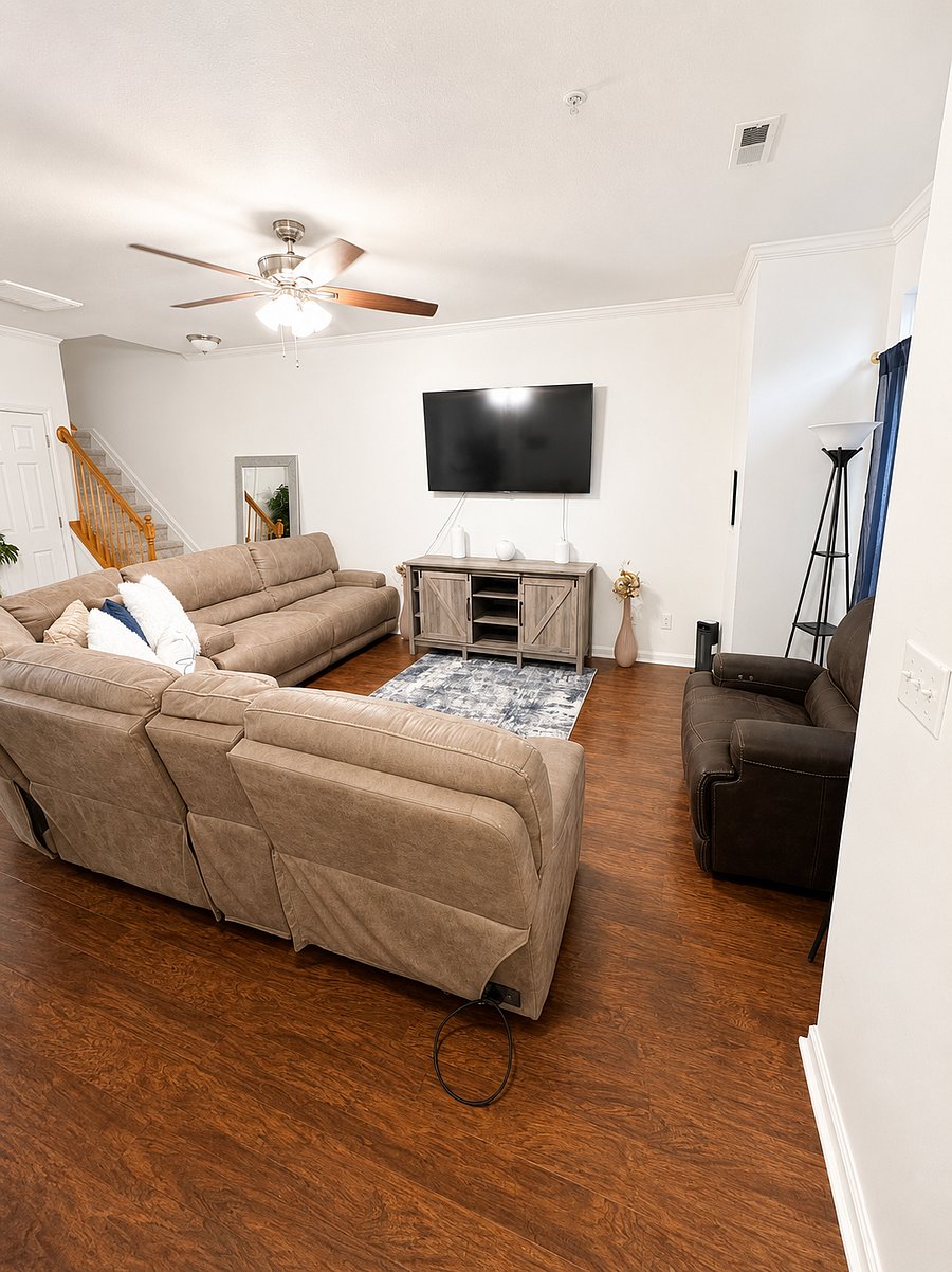 Furnished Finder property 988061_1 photo 2