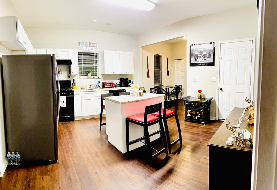 Furnished Finder property 988070_1 photo 9