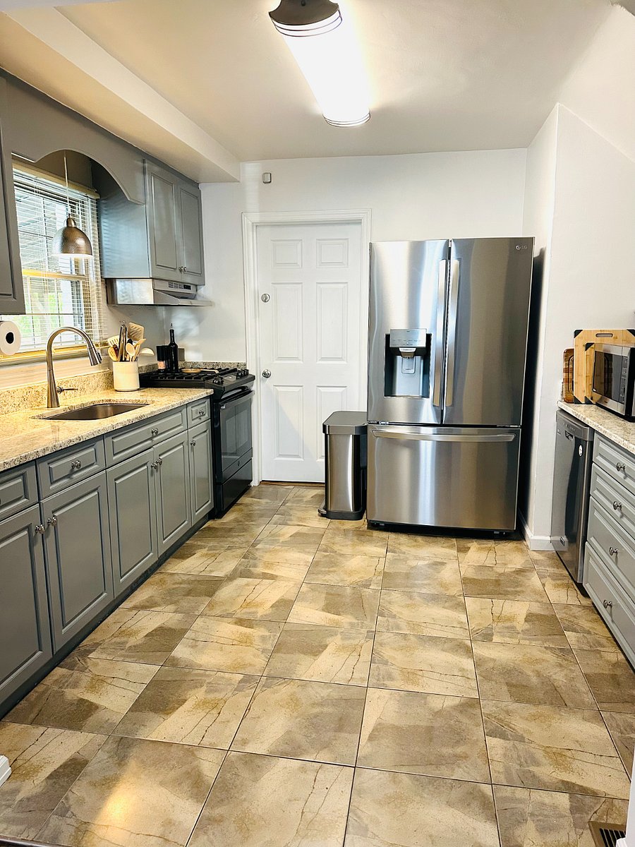 Well equipped kitchen; w/ microwave, air fryer, Keurig, and all essentials. Full size fridge has both a regular ice maker and a craft ice maker perfect for cocktails.