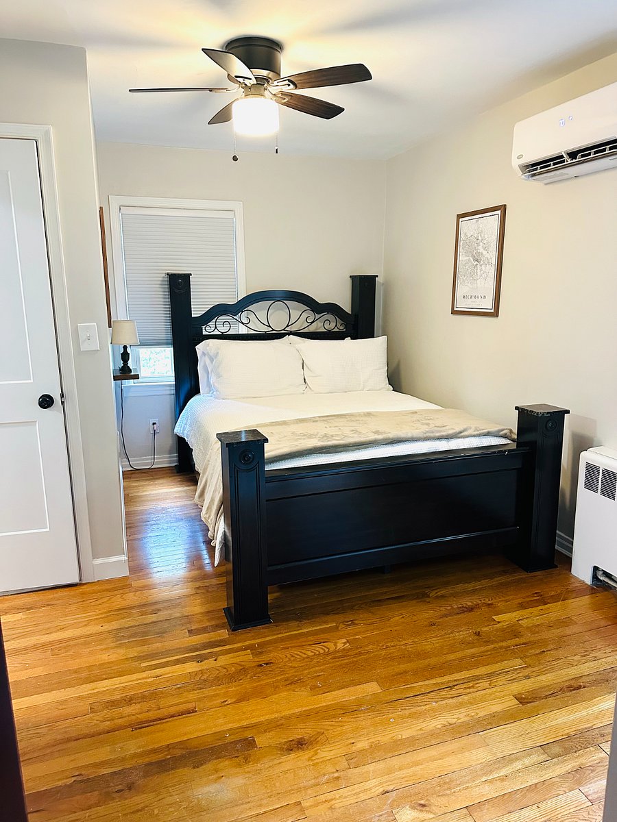 2nd Upstairs Bedroom