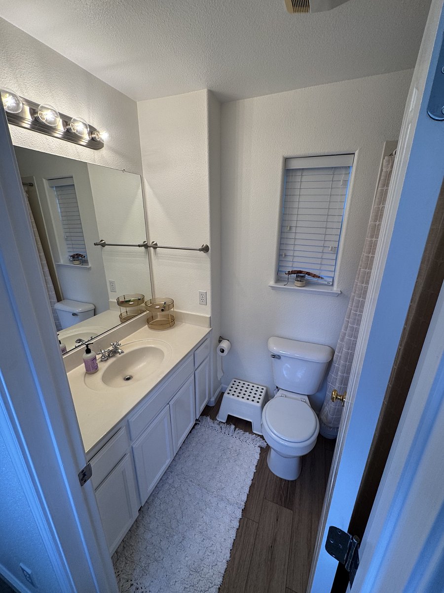 Furnished Finder property 988154_1 photo 8