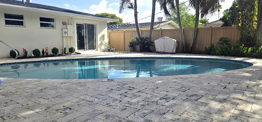 Pool with Gas Grill