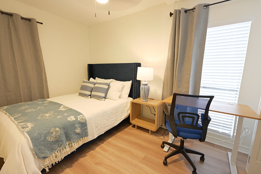 Furnished Finder property 988182_1 photo 7