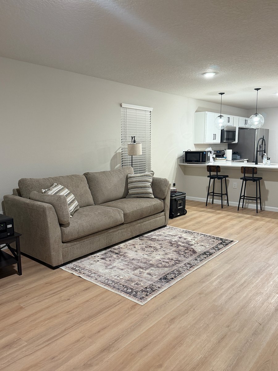 Furnished Finder property 988184_1 photo 11