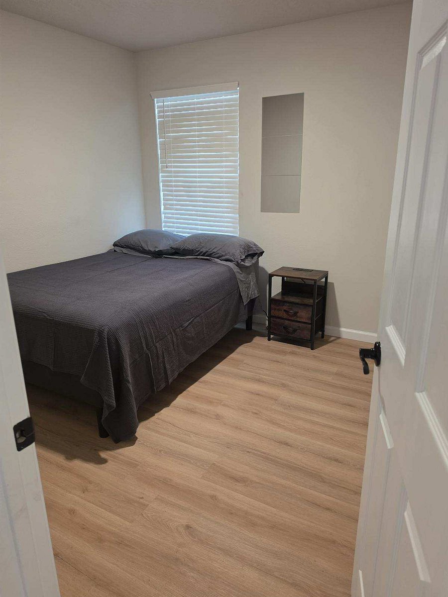 Furnished Finder property 988184_1 photo 19