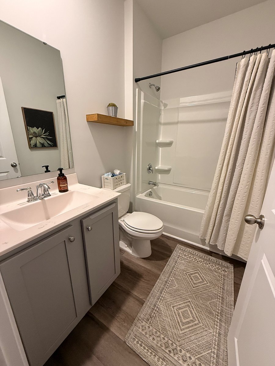 Furnished Finder property 988194_1 photo 15