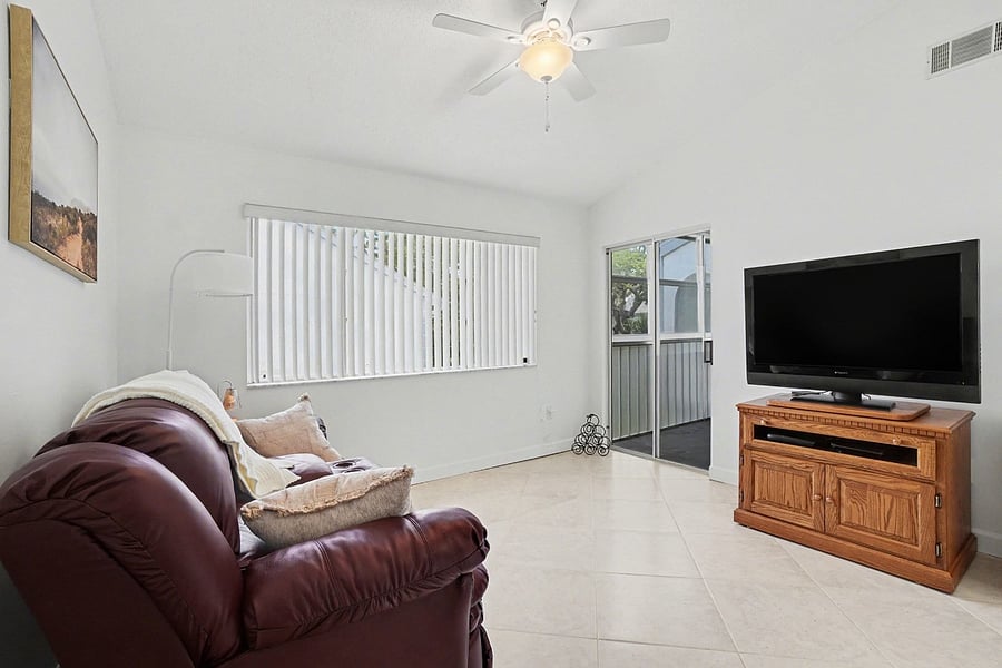 Furnished Finder property 988216_1 photo 6