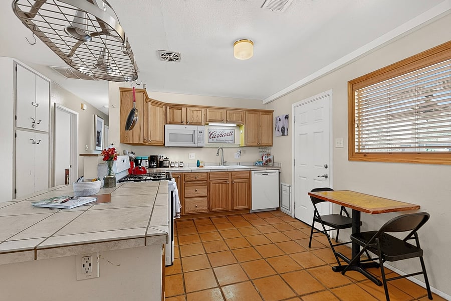 Furnished Finder property 988251_1 photo 9