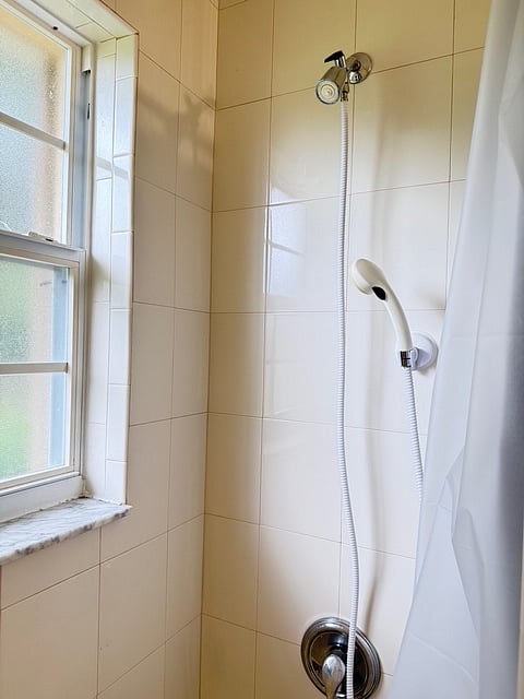Second full bath tub and shower