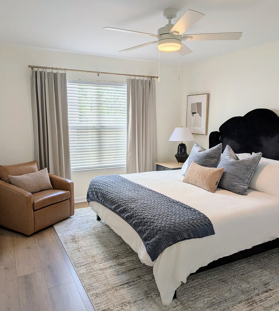 Primary Bedroom with king bed and walk in closet