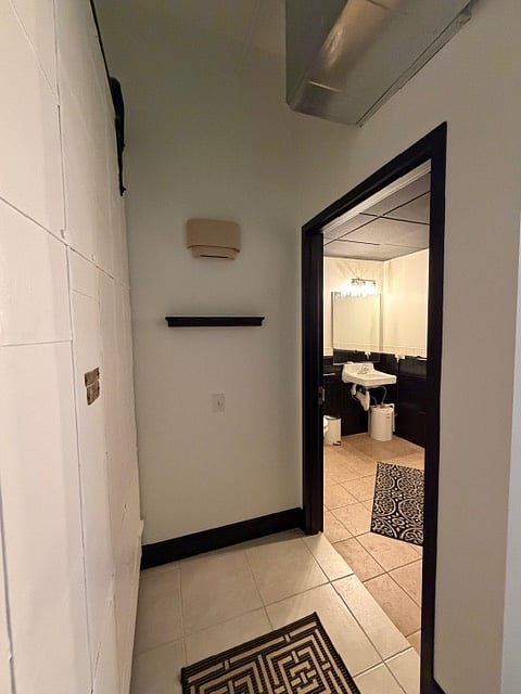 Furnished Finder property 988394_1 photo 13