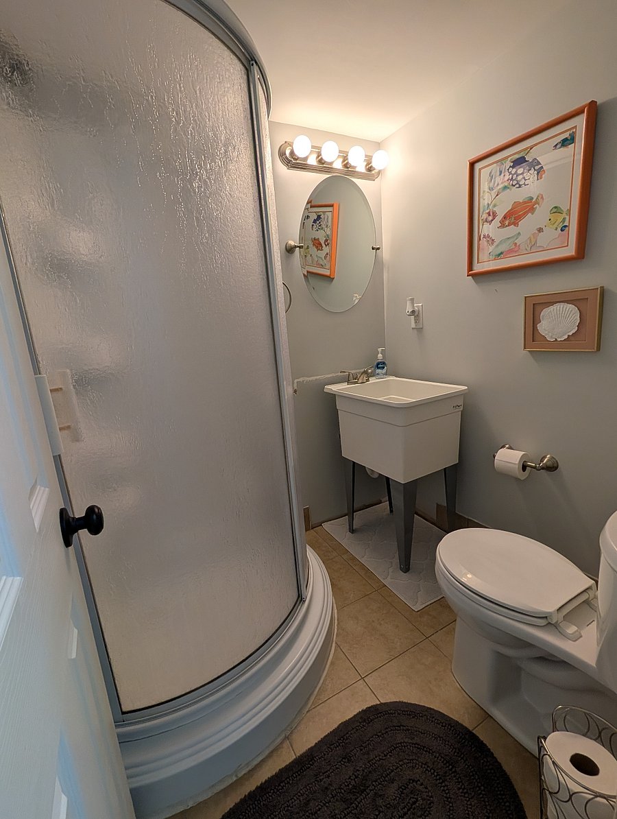 Bathroom #2