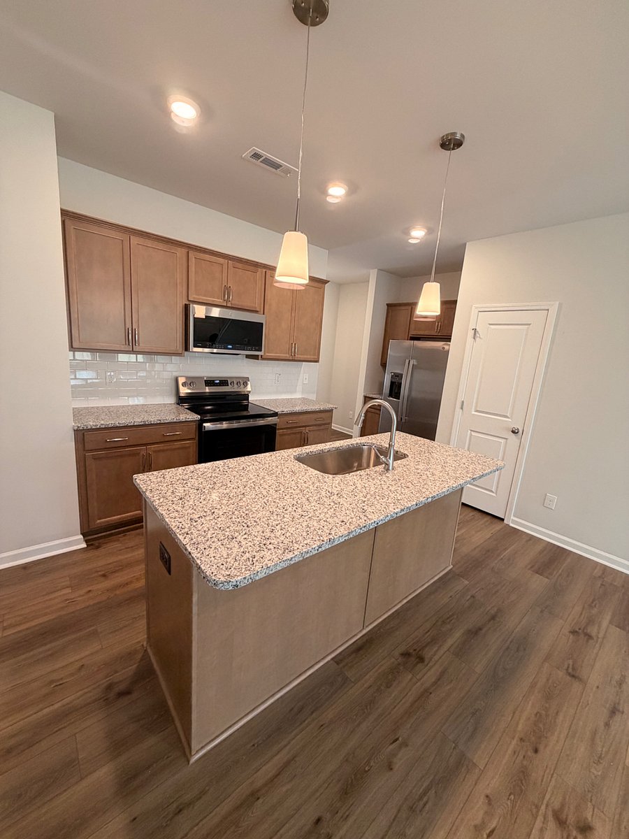 Furnished Finder property 988419_1 photo 9
