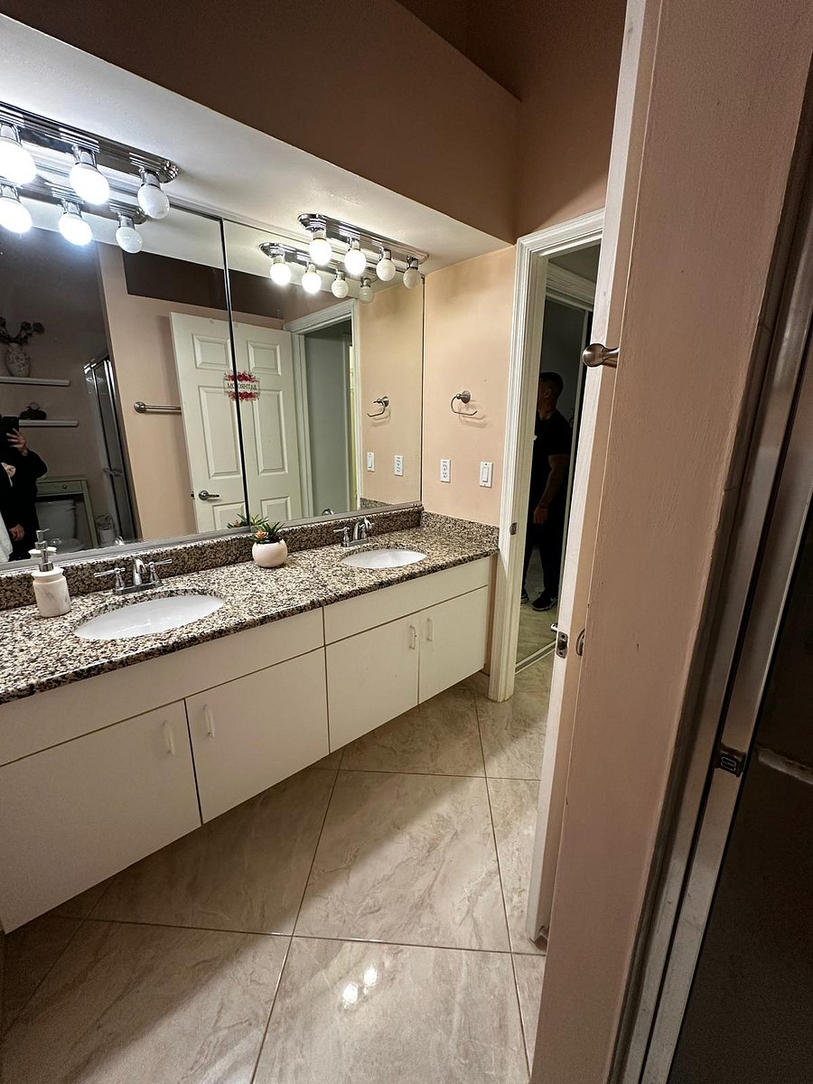 Furnished Finder property 988446_1 photo 6