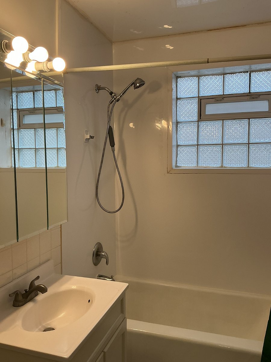 Furnished Finder property 988471_1 photo 15