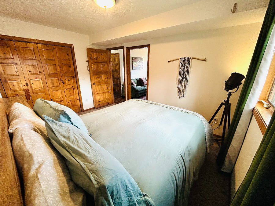 Tranquil bedroom
