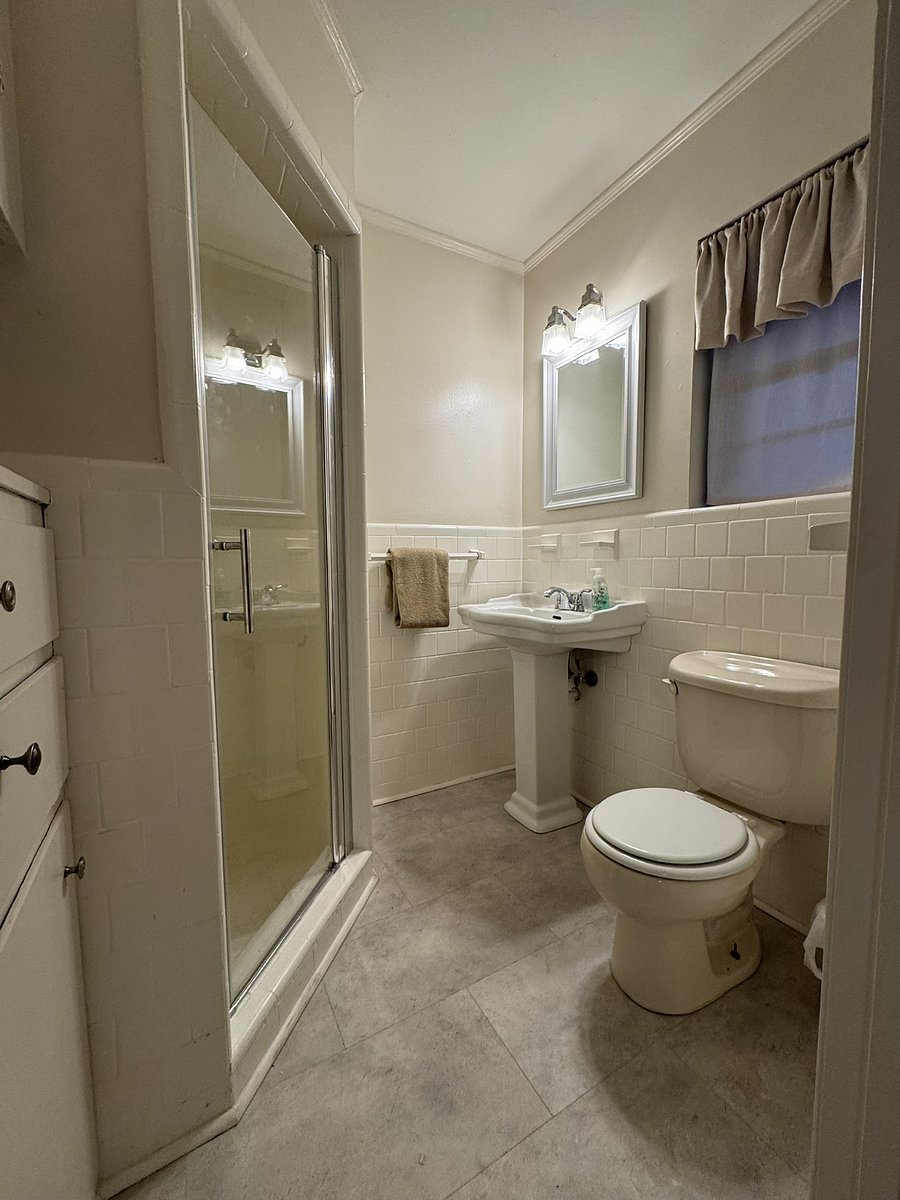 Bathroom for the primary bedroom