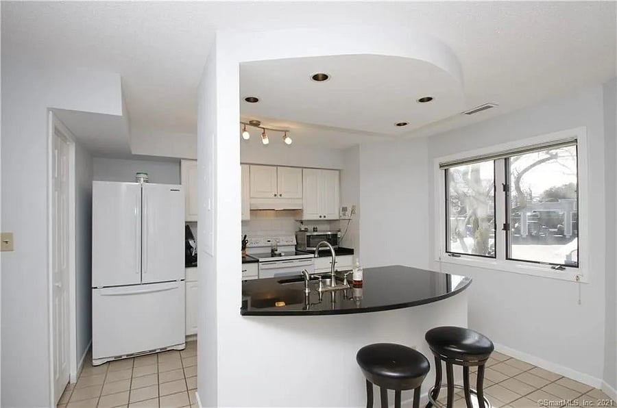 Furnished Finder property 988544_1 photo 4