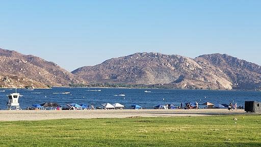 Lake Perris Beach