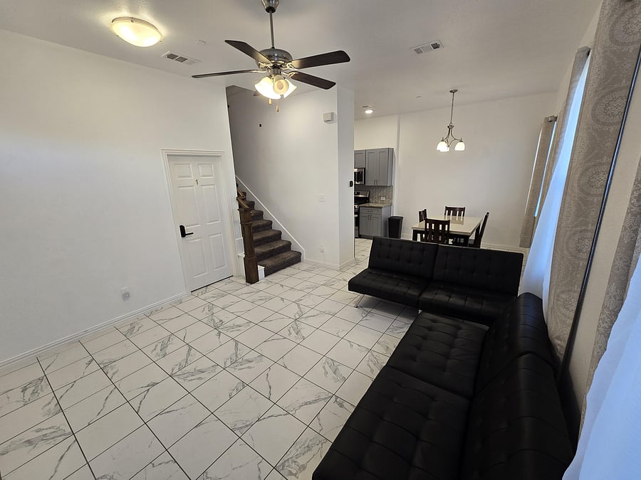 Furnished Finder property 988556_1 photo 27