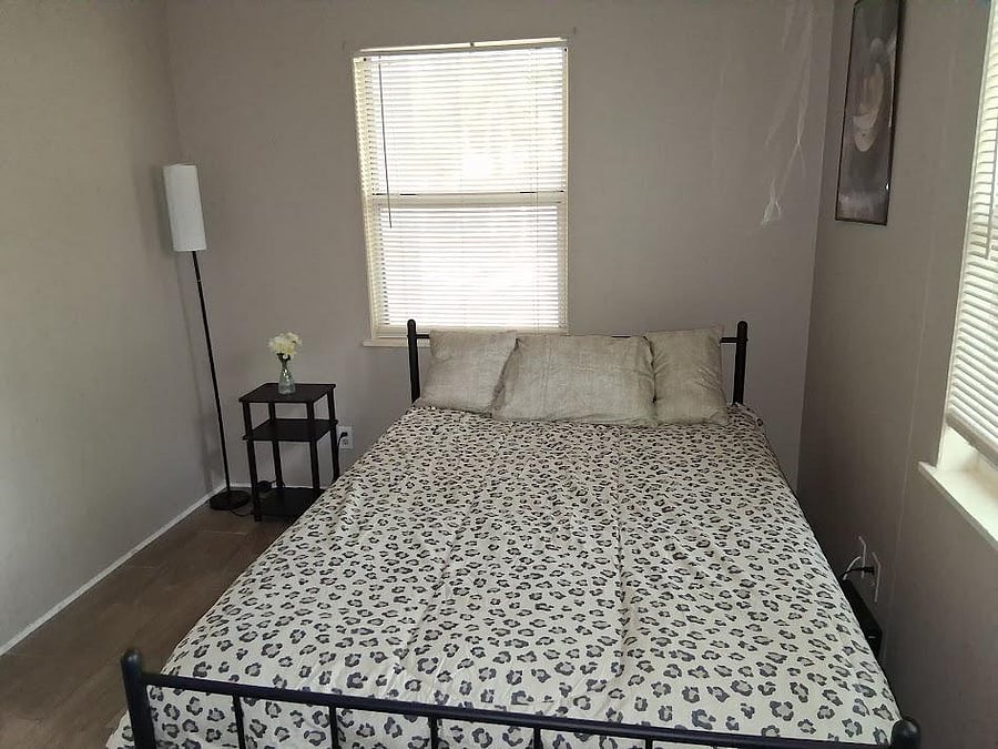 Furnished Finder property 988557_1 photo 16
