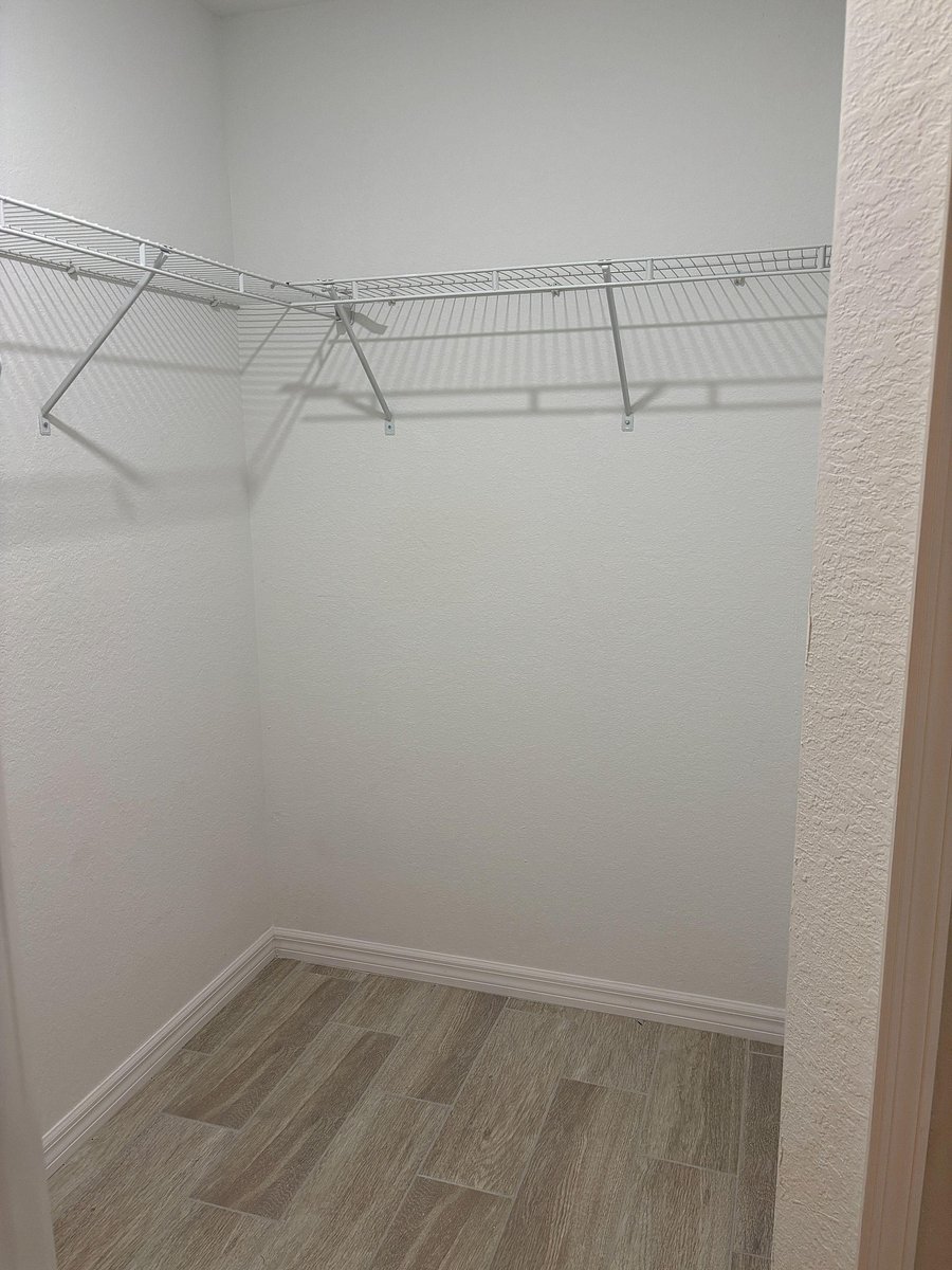 Large Walk in Closet