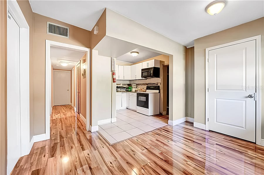 Kitchen & Hallway