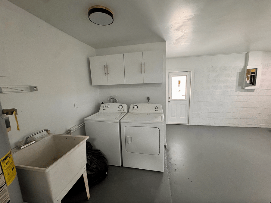 Garage, Washer and Dryer