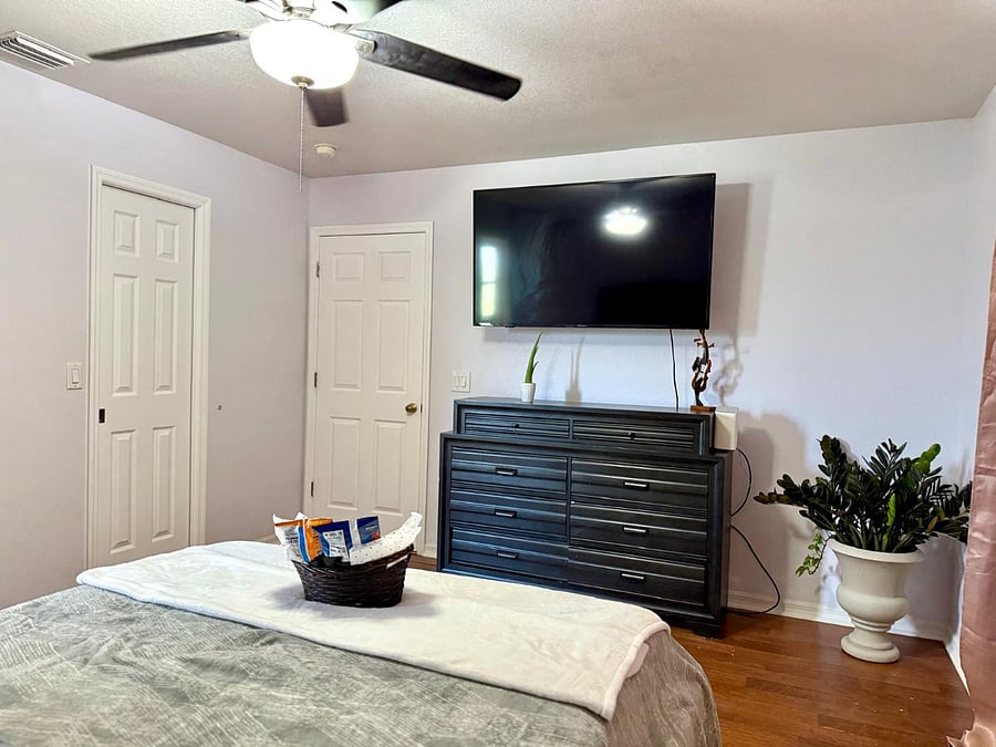 Furnished Finder property 988604_1 photo 5