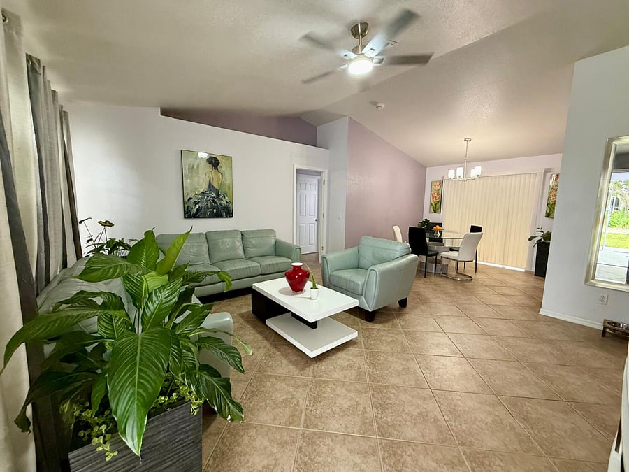 Furnished Finder property 988604_1 photo 8