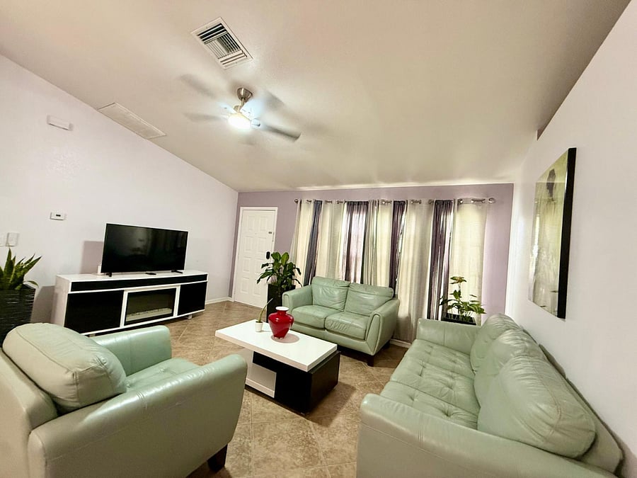 Furnished Finder property 988604_1 photo 10