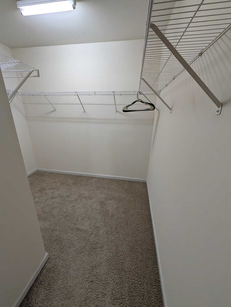 Furnished Finder property 988611_1 photo 7