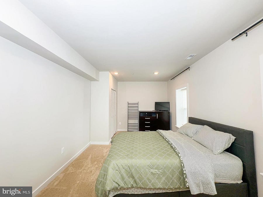 Furnished Finder property 988617_1 photo 9
