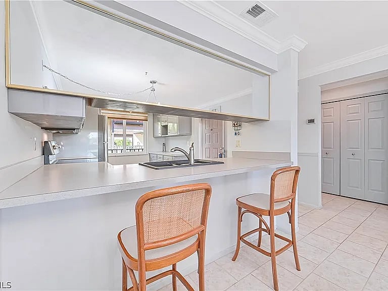 Furnished Finder property 988642_1 photo 9