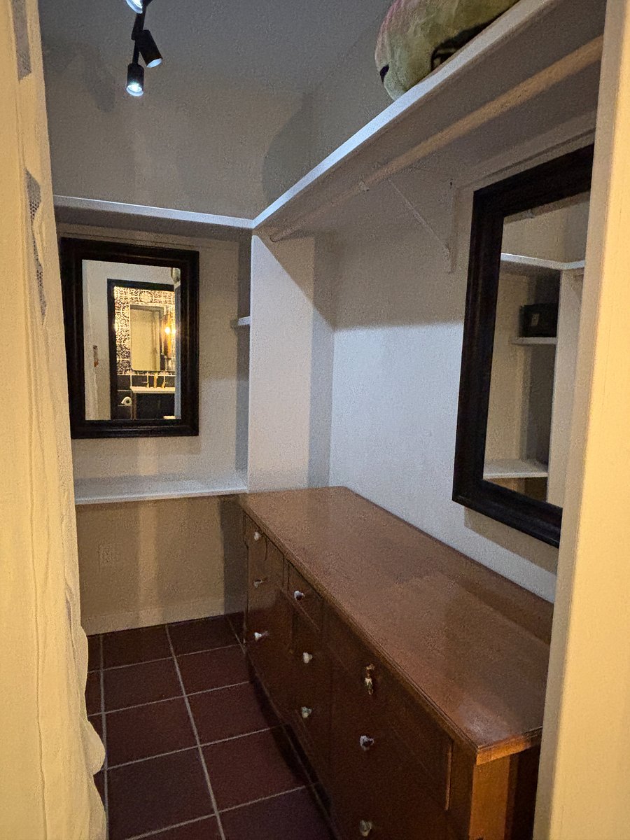 Furnished Finder property 988661_1 photo 27