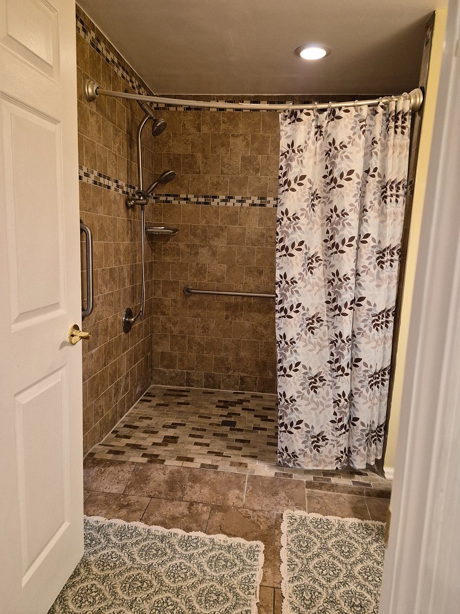 Furnished Finder property 988669_1 photo 9