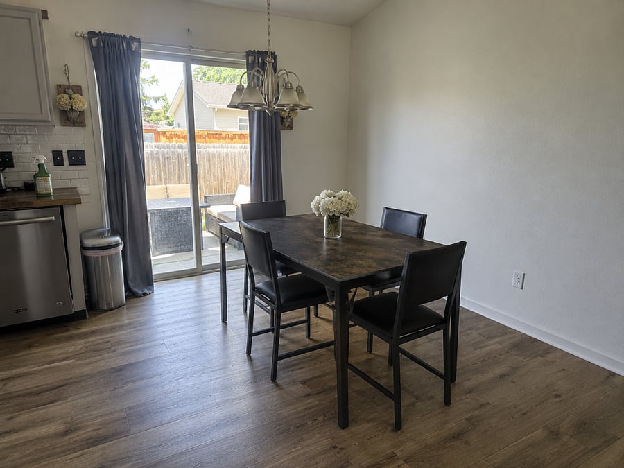 Shared dining room