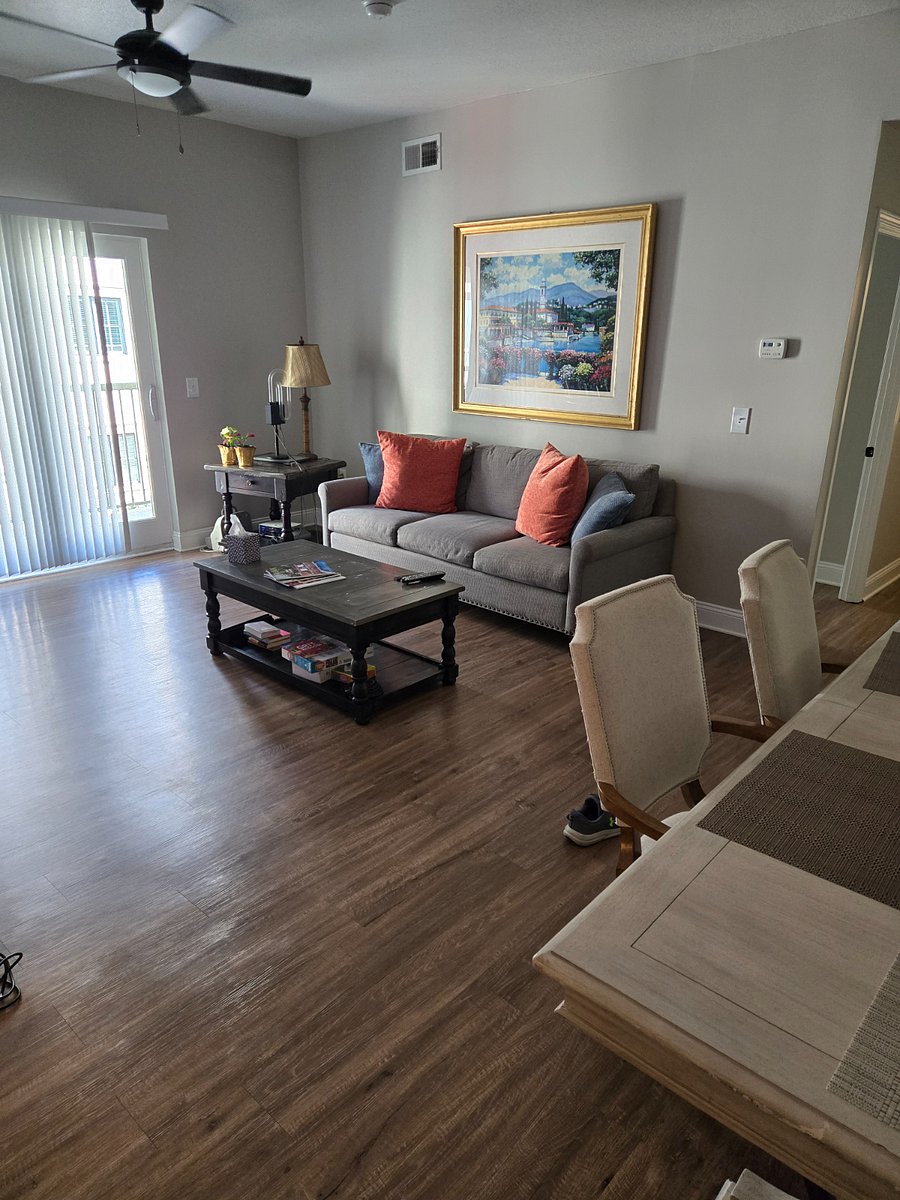 Common den area. Not shown is 75 inch tv.
