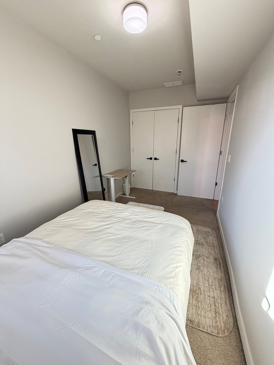 2nd private bedroom
